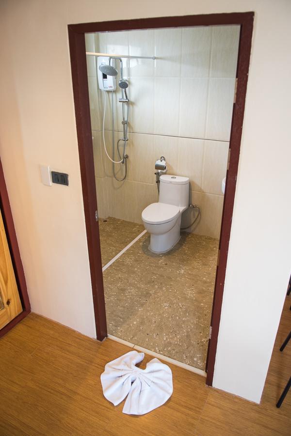 Sea Stone Hotel Nakhon Si Thammarat Oda fotoğraf